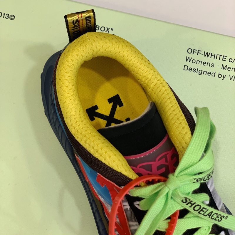 Off-White Sneakers